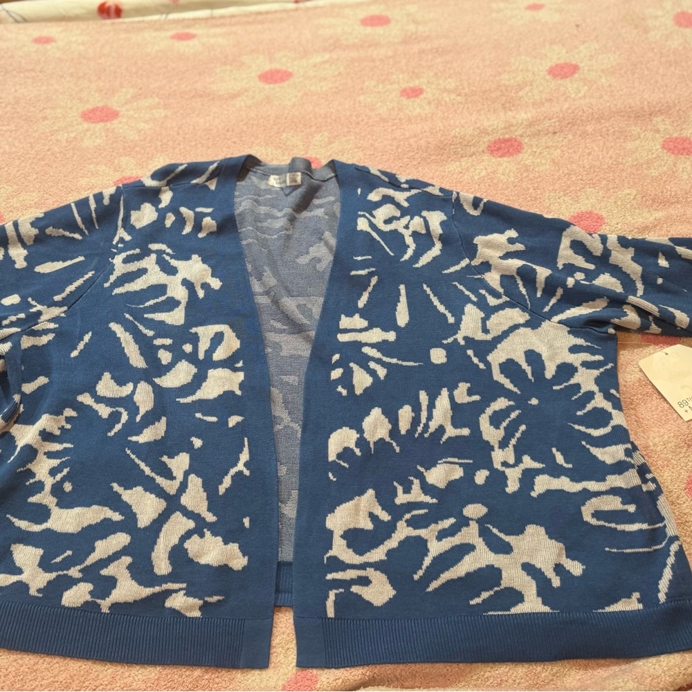 89th & Madison Blue and Cream Cardigan